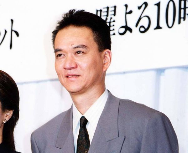 古尾谷雅人的写真