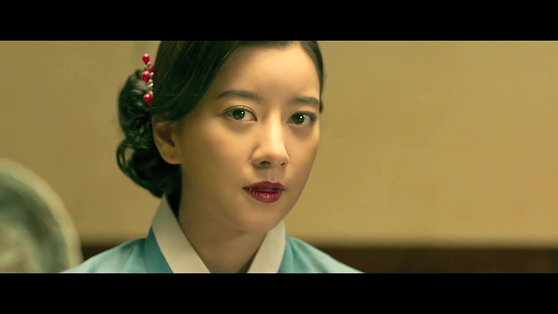 崔允素的写真-不像韩国人