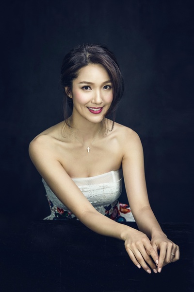 李亚男的写真-高清大图