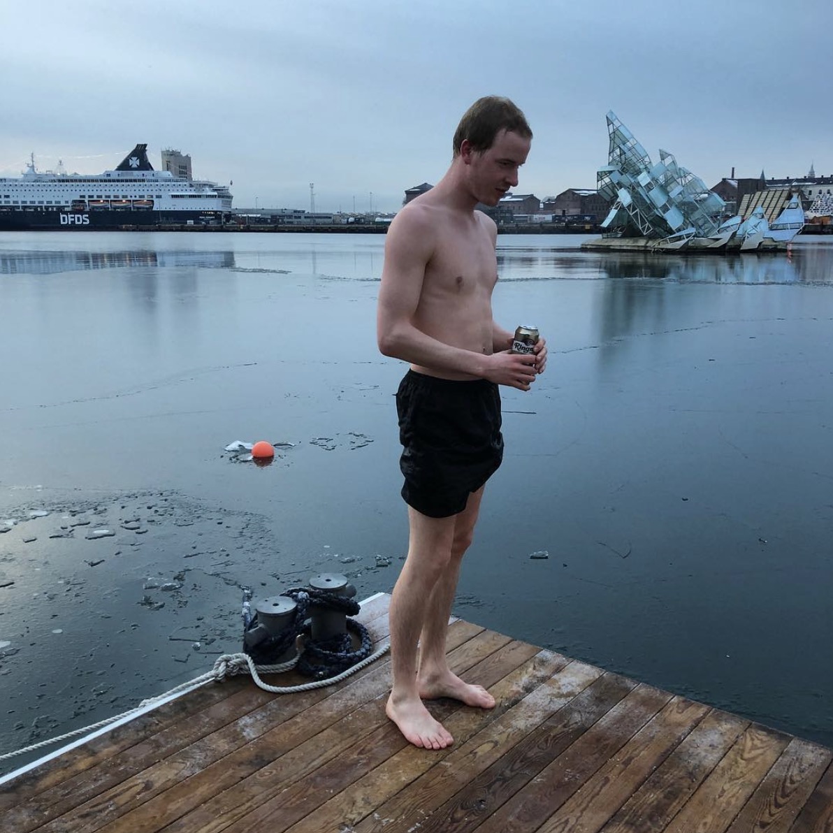 卡尔·马丁·厄格斯玻的写真