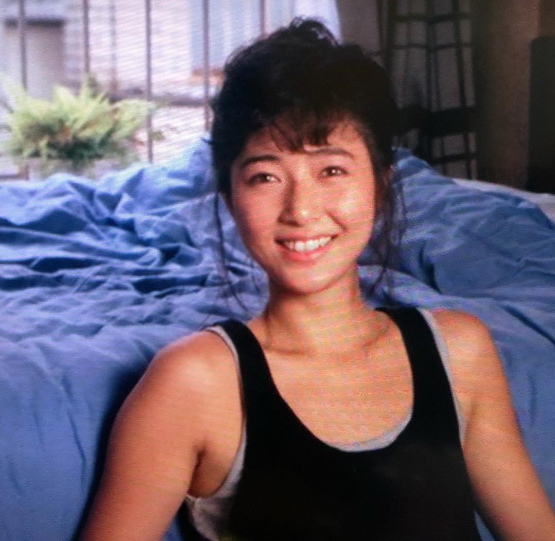 益户育江的写真