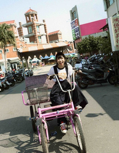 小林爱香的写真