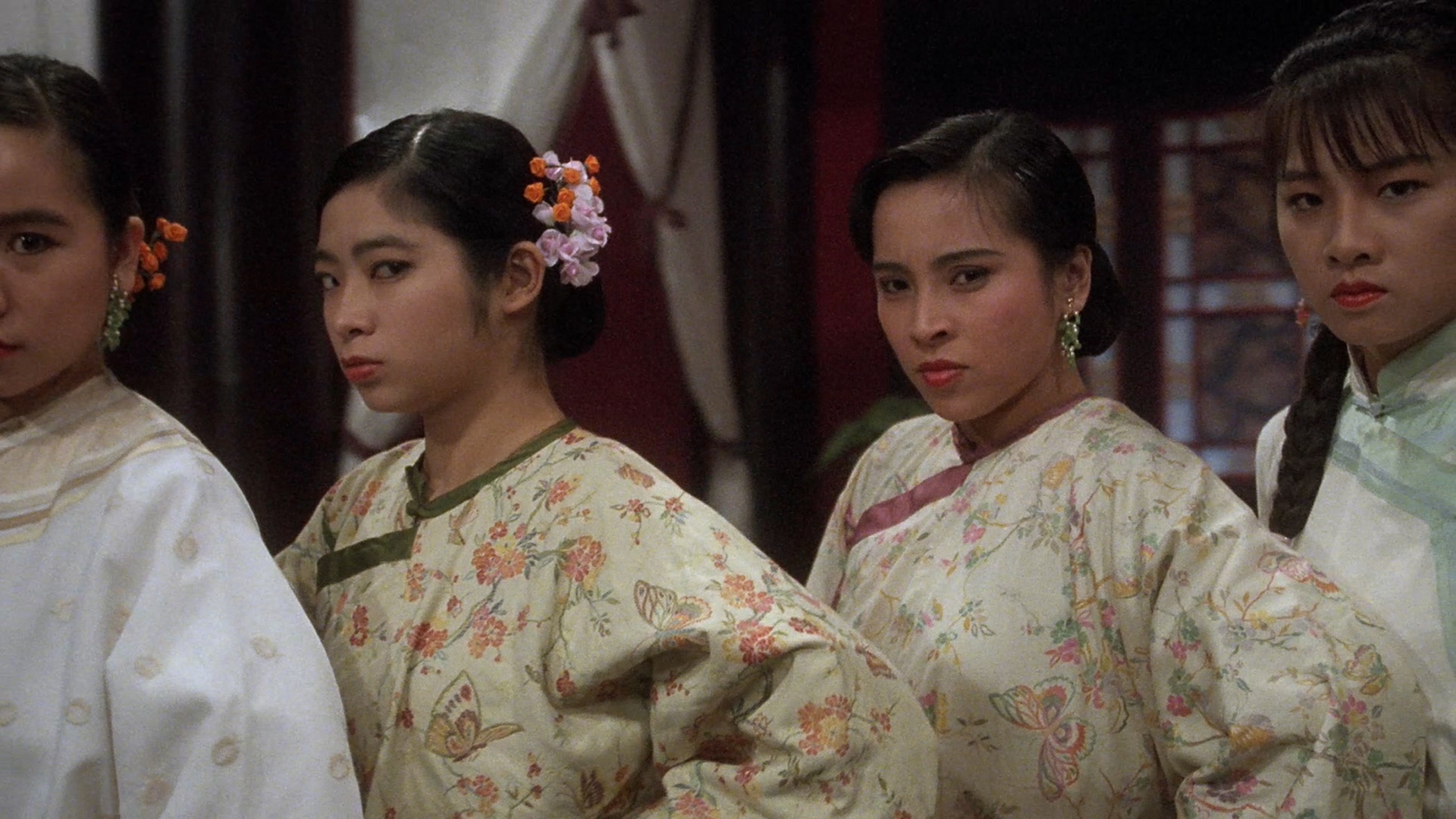 黄梓玮的写真-《九品芝麻官 / 白面包...