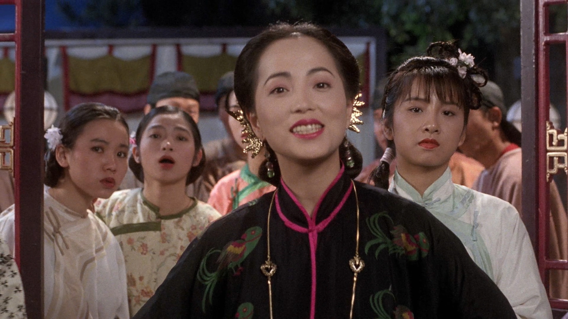 黄梓玮的写真-《九品芝麻官 / 白面包...