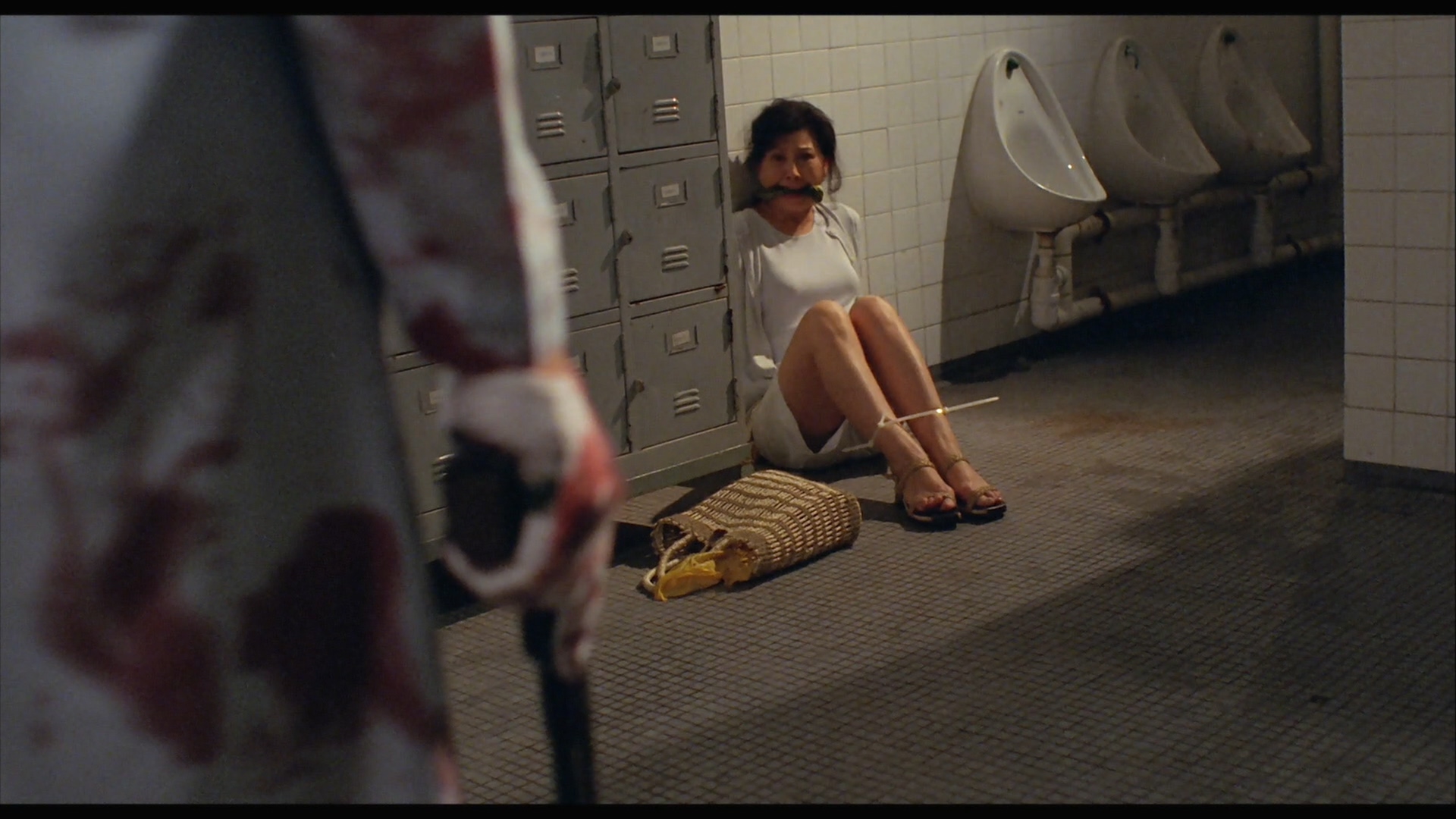 洪林小湛的写真-《目露凶光》