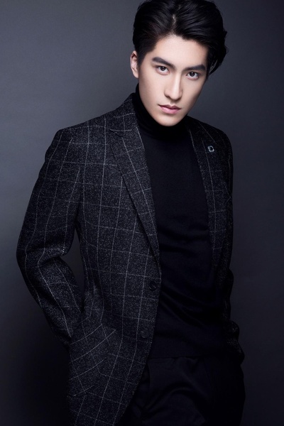 陈锦昀的写真-陈锦昀