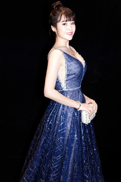 刘洁涵的写真-刘洁涵非凡意大利慈善...