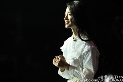 李莎旻子的写真