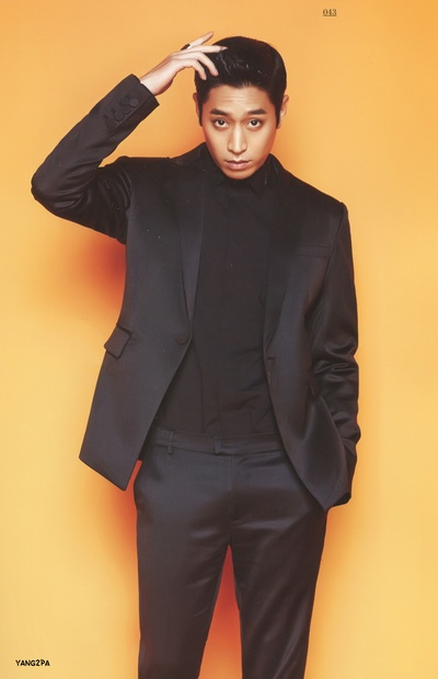 文晸赫的写真-Shinhwa12辑 source:...