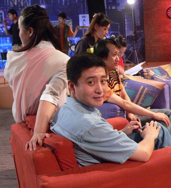 周炜的写真-http://blog.sina.com.c...