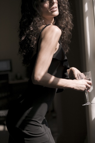 妮卡尔·扎德甘的写真