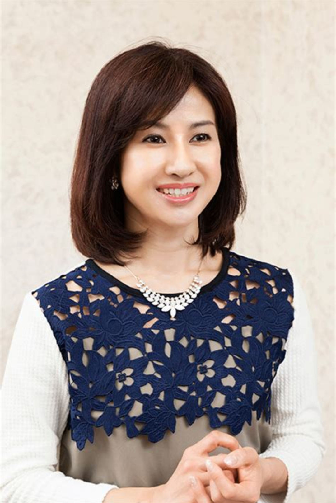 小林绫子的写真