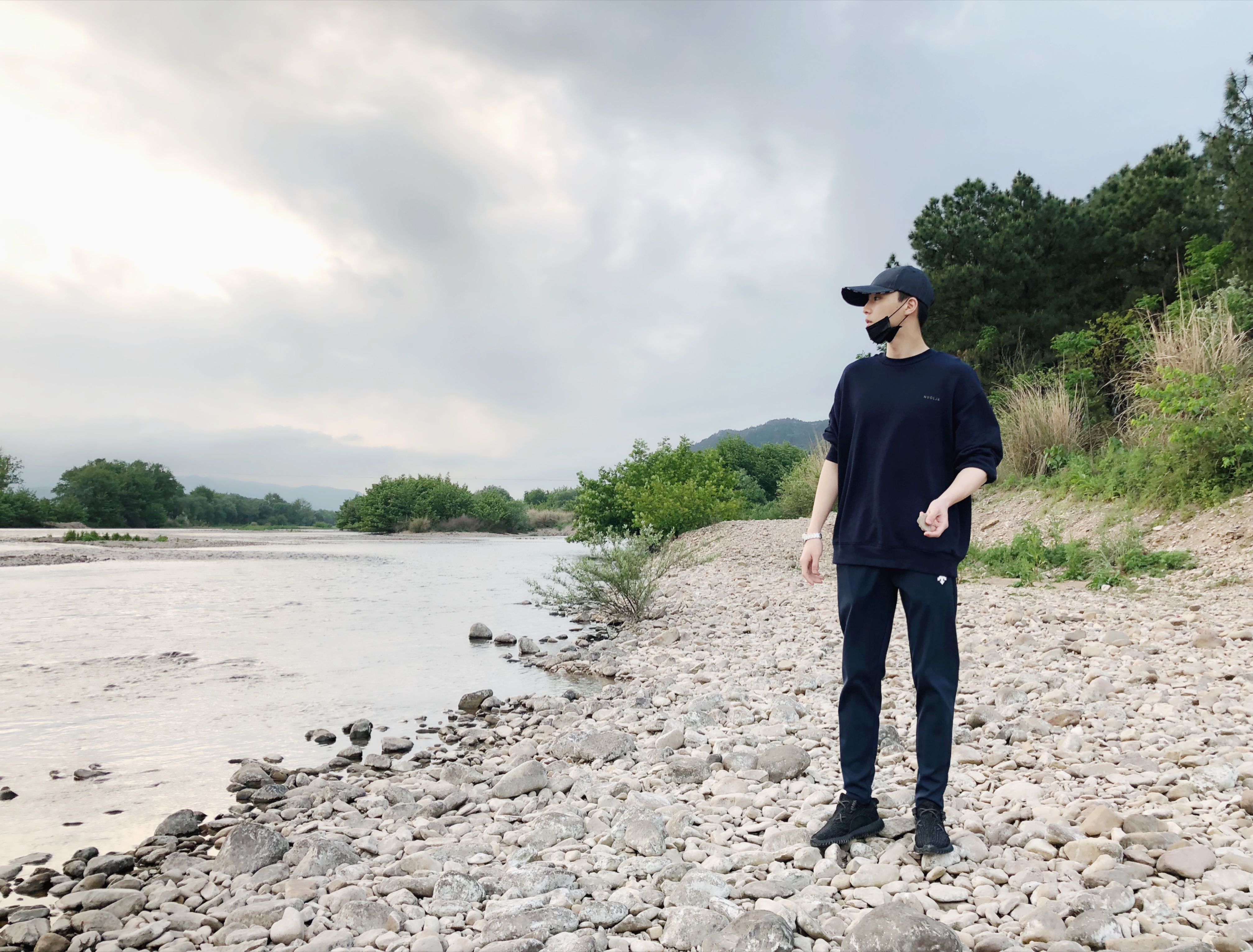 陈立农的写真-all black