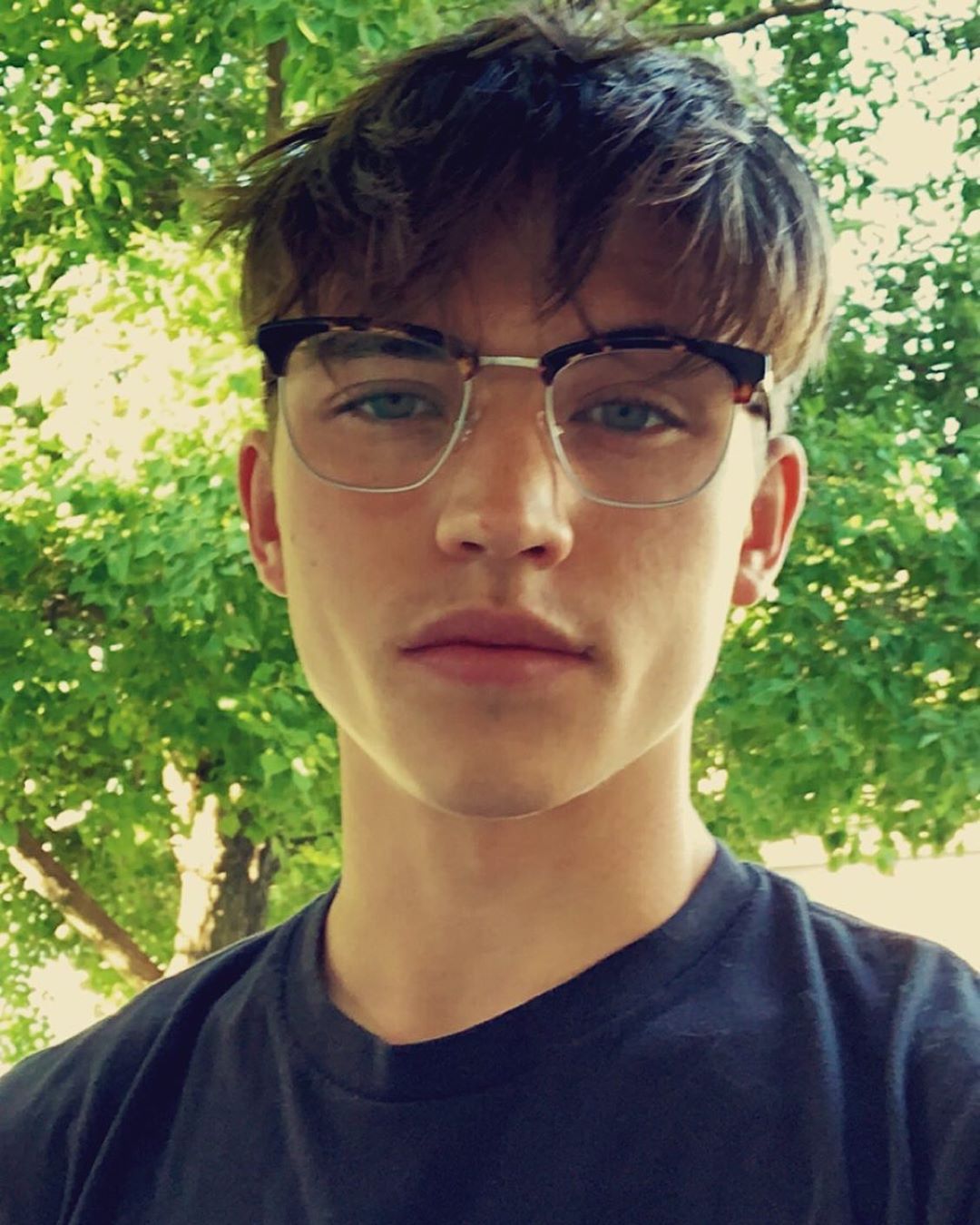 唐纳·布坎南的写真