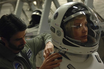 劳拉·哈里斯的写真