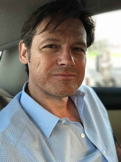 弗兰克·米利塔里的写真