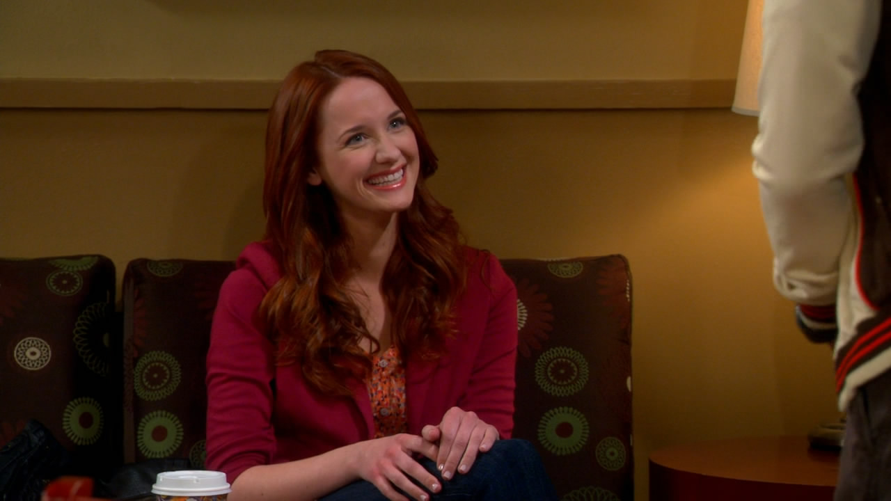 劳拉·斯宾塞的写真-生活大爆炸_S07E19[...