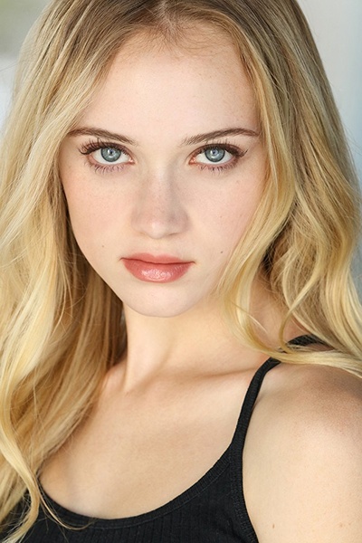 贝拉·斯豪斯的写真