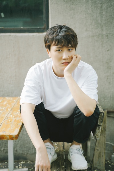 杨逸飞的写真-杨逸飞清新写真