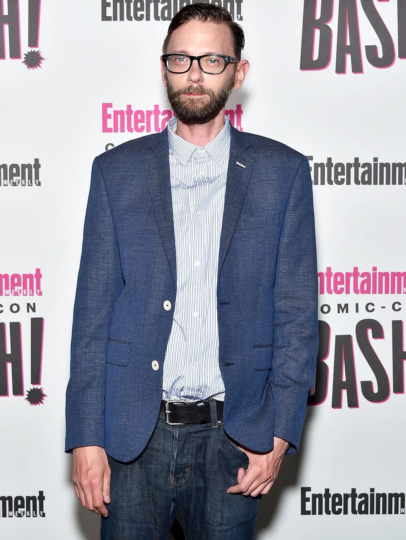 DJ·考尔斯的写真