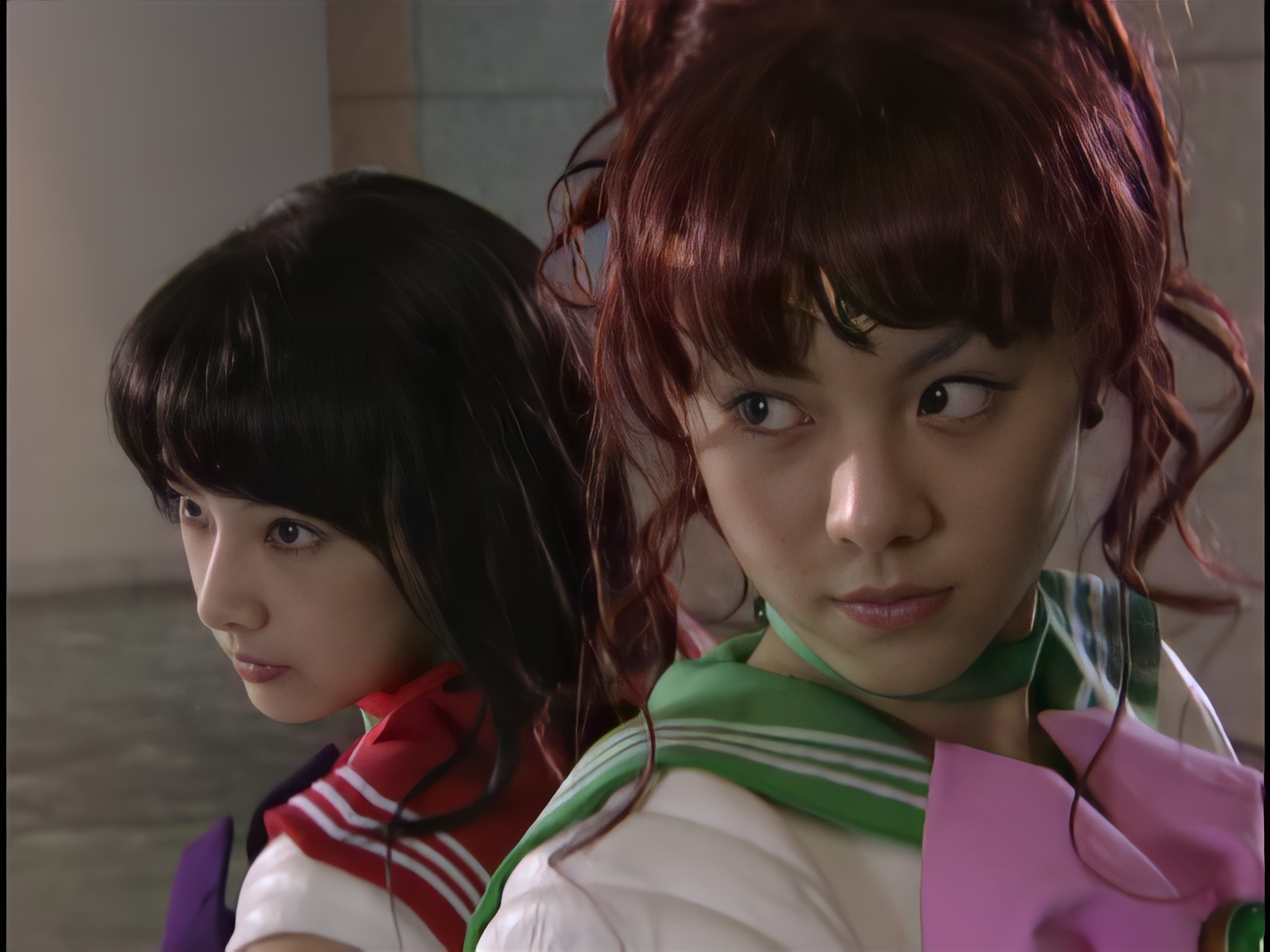 安座间美优的写真