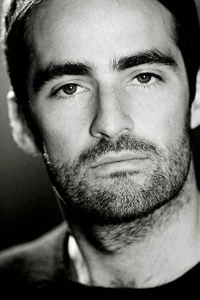 鲁斯·贝恩的写真