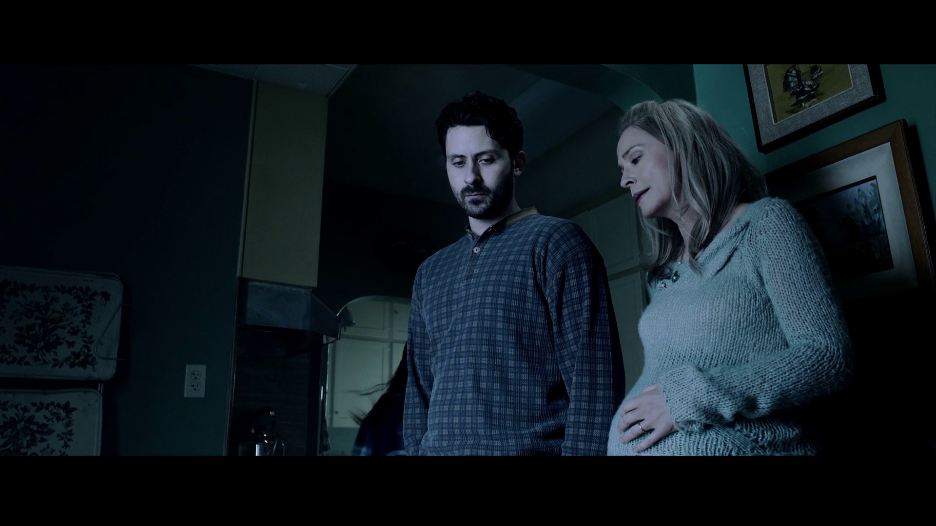 安迪·比恩的写真-《致命感应》中饰演曼...