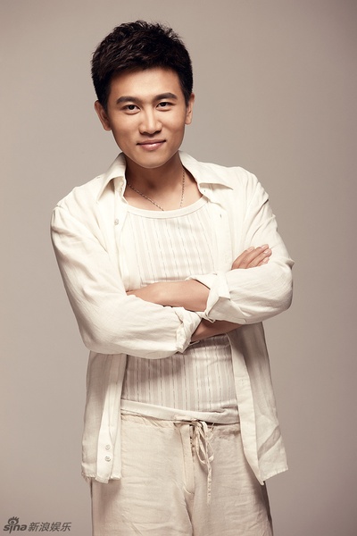 宋允皓的写真-宋柳纯白写真尽显轻熟...