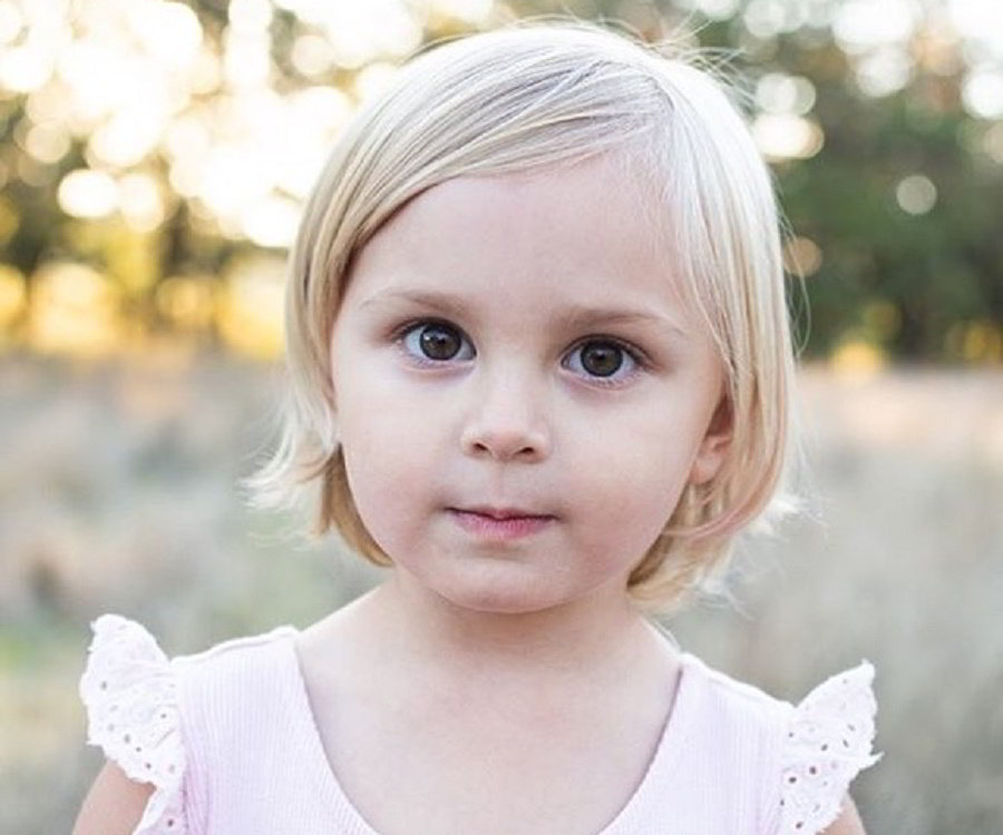 普雷斯莉·史密斯的写真