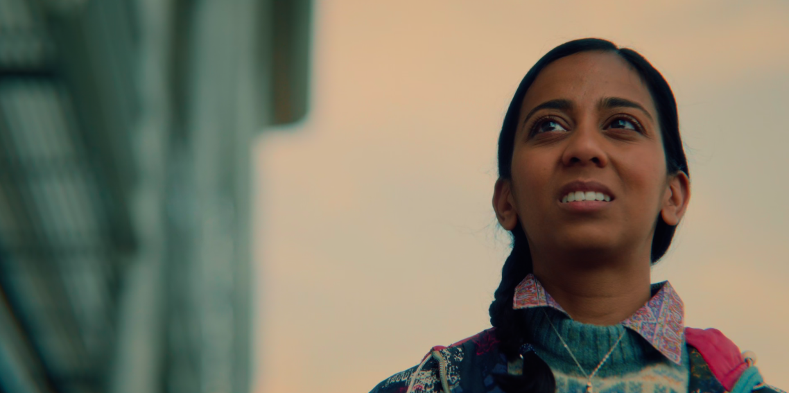 安贾纳·瓦桑的写真-2019《性爱自修室》S...