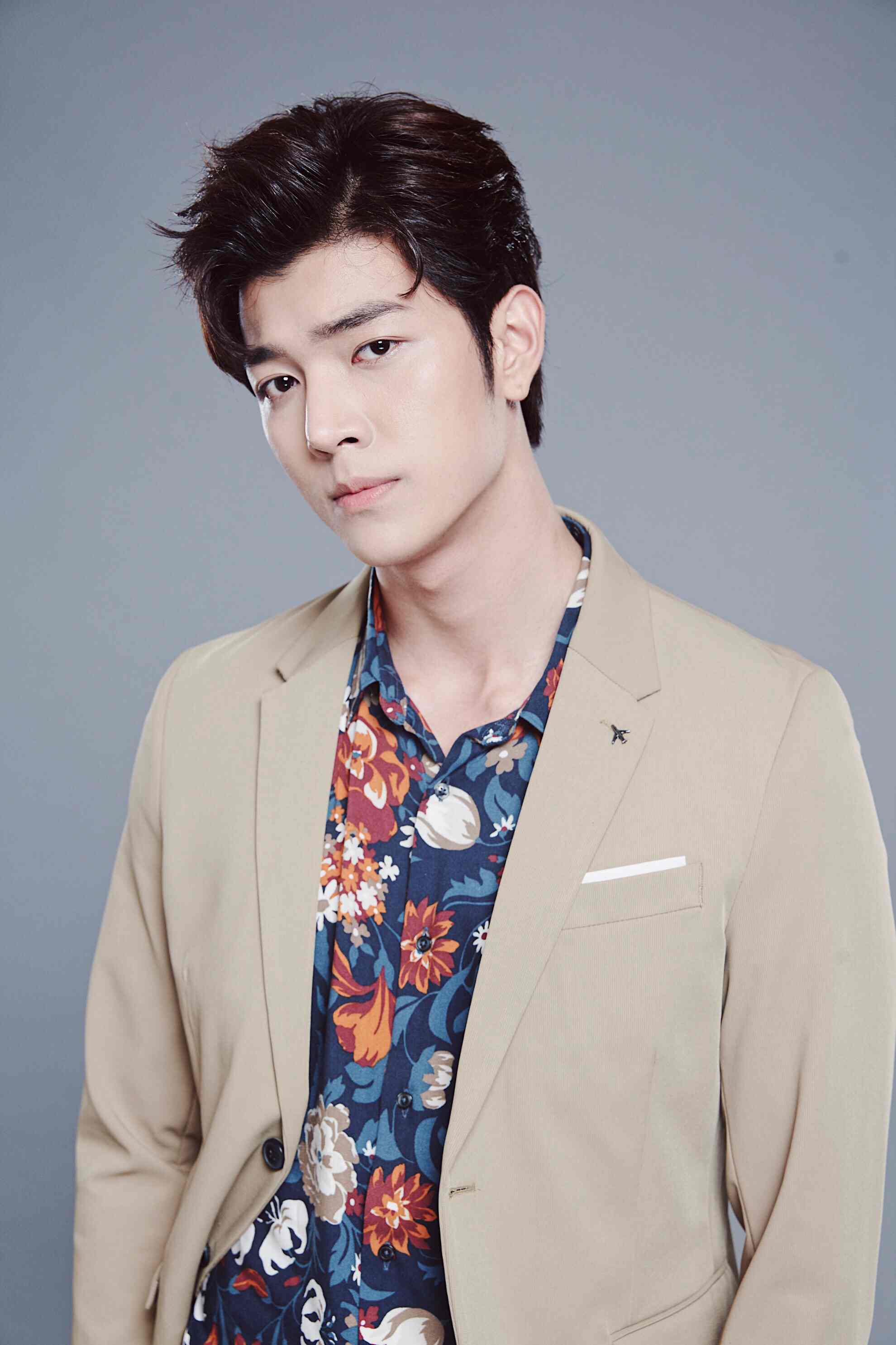 英迪帕·塔尼的写真