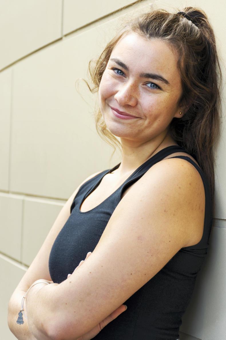 詹妮弗·巴里的写真