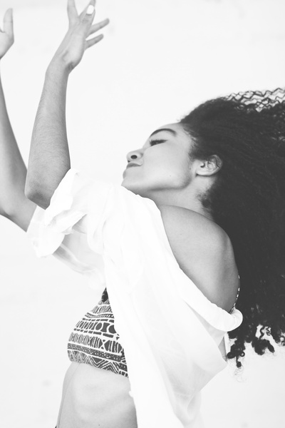 艾莎·迪伊的写真