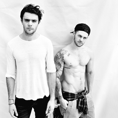 坦纳·科恩的写真