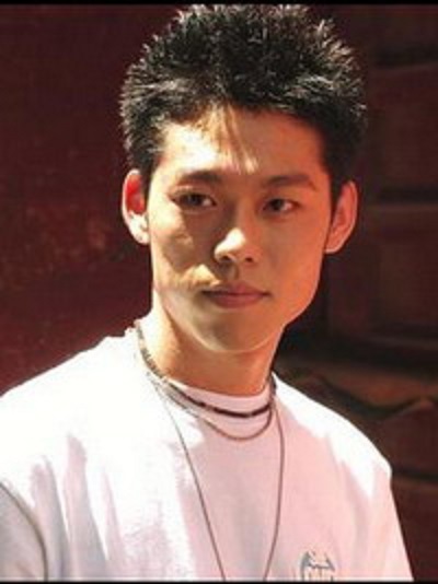 赵晖的写真-https://yule.sohu.com/...