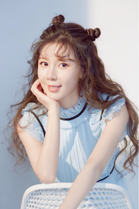 杨莹莹的写真-艺术照