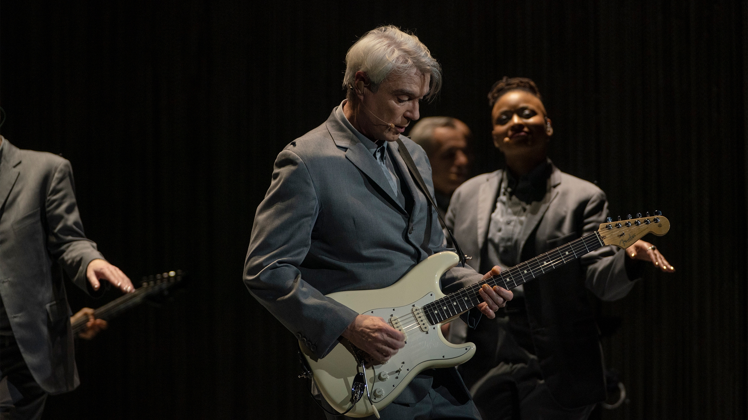 大卫·伯恩的写真