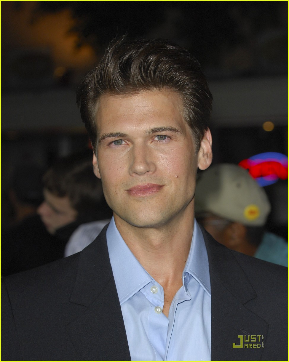 尼克·扎诺的写真