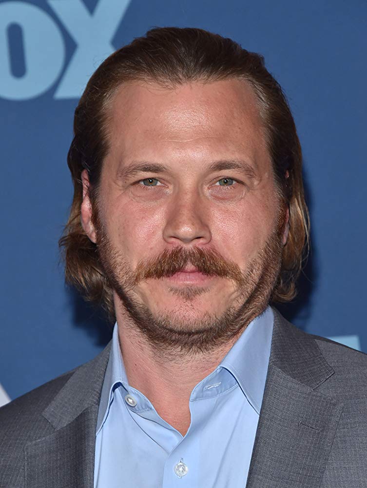 斯科特·麦克阿瑟的写真