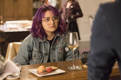 阿里拉·巴勒的写真