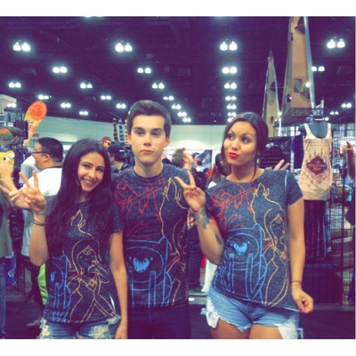 奥利维亚·奥尔森的写真