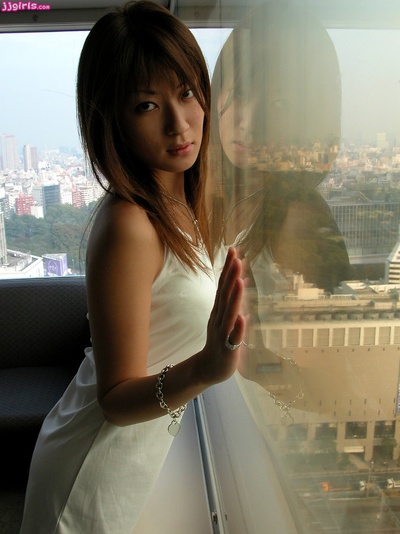 优木莉莉的写真