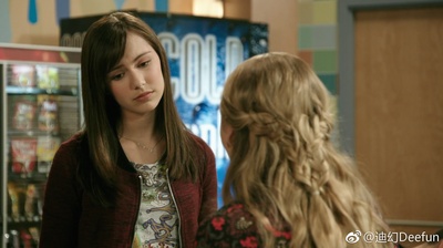 艾丽克斯·霍克的写真