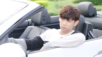 陈柏融的写真-是不是很帅