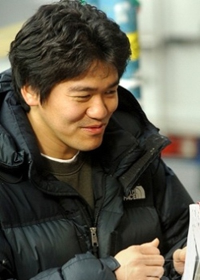 李东允的写真-http://mydramalist.info...