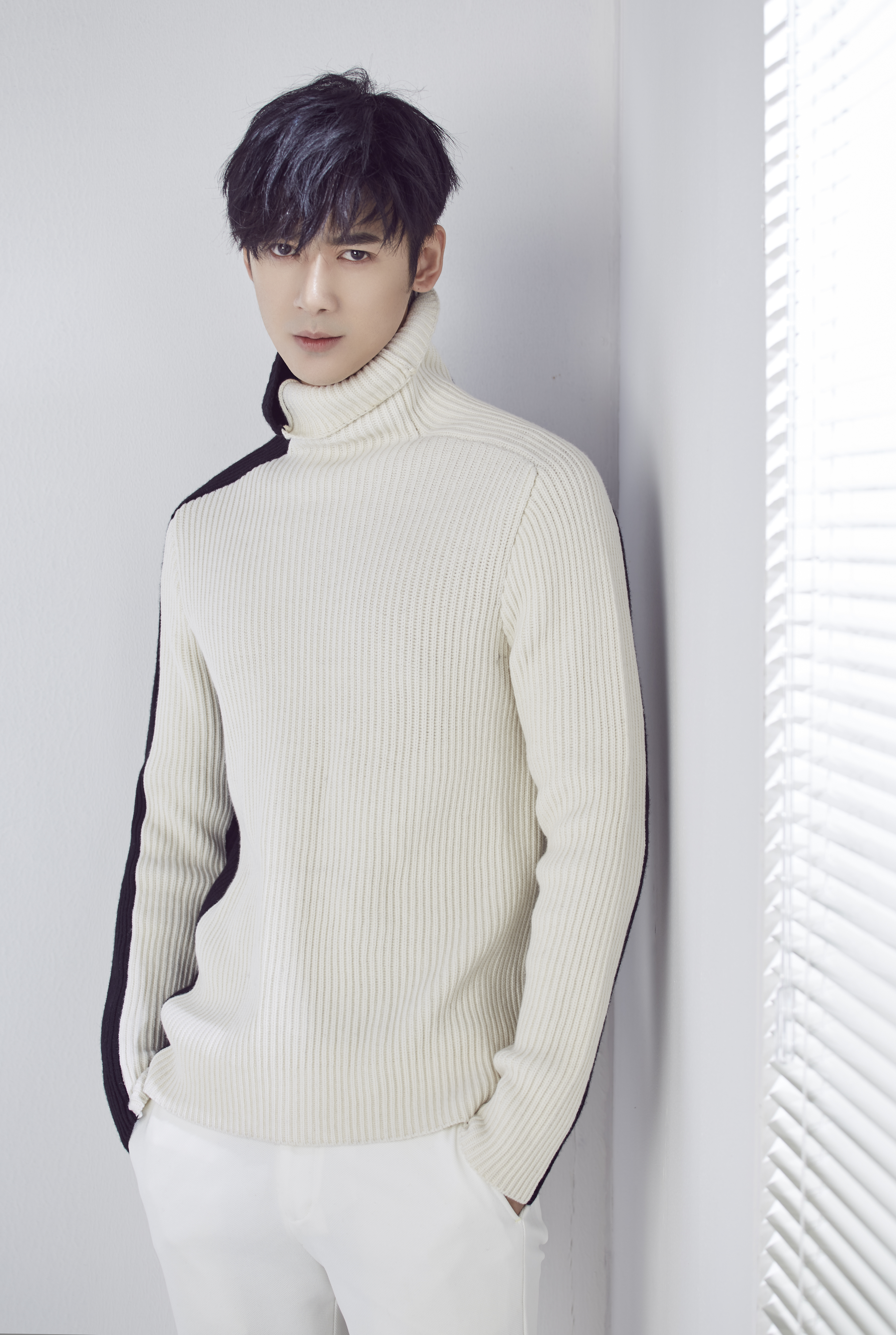 李鹤的写真-李鹤