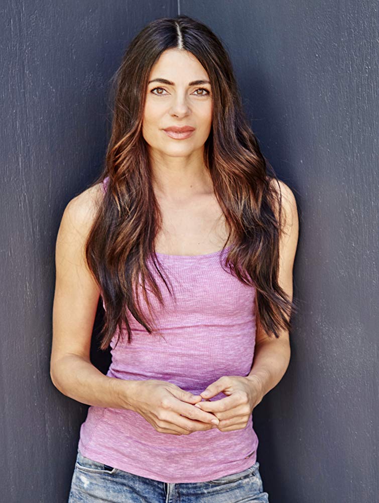 希薇娅·克洛卡的写真