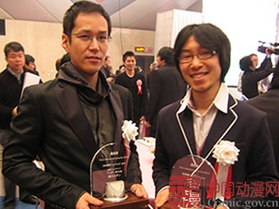 吉浦康裕的写真-能长得比神山还娇小也...