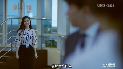 河智恩的写真-独自跳华尔兹  혼자 추...