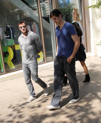 丹尼尔·沙曼的写真-傲人身高么